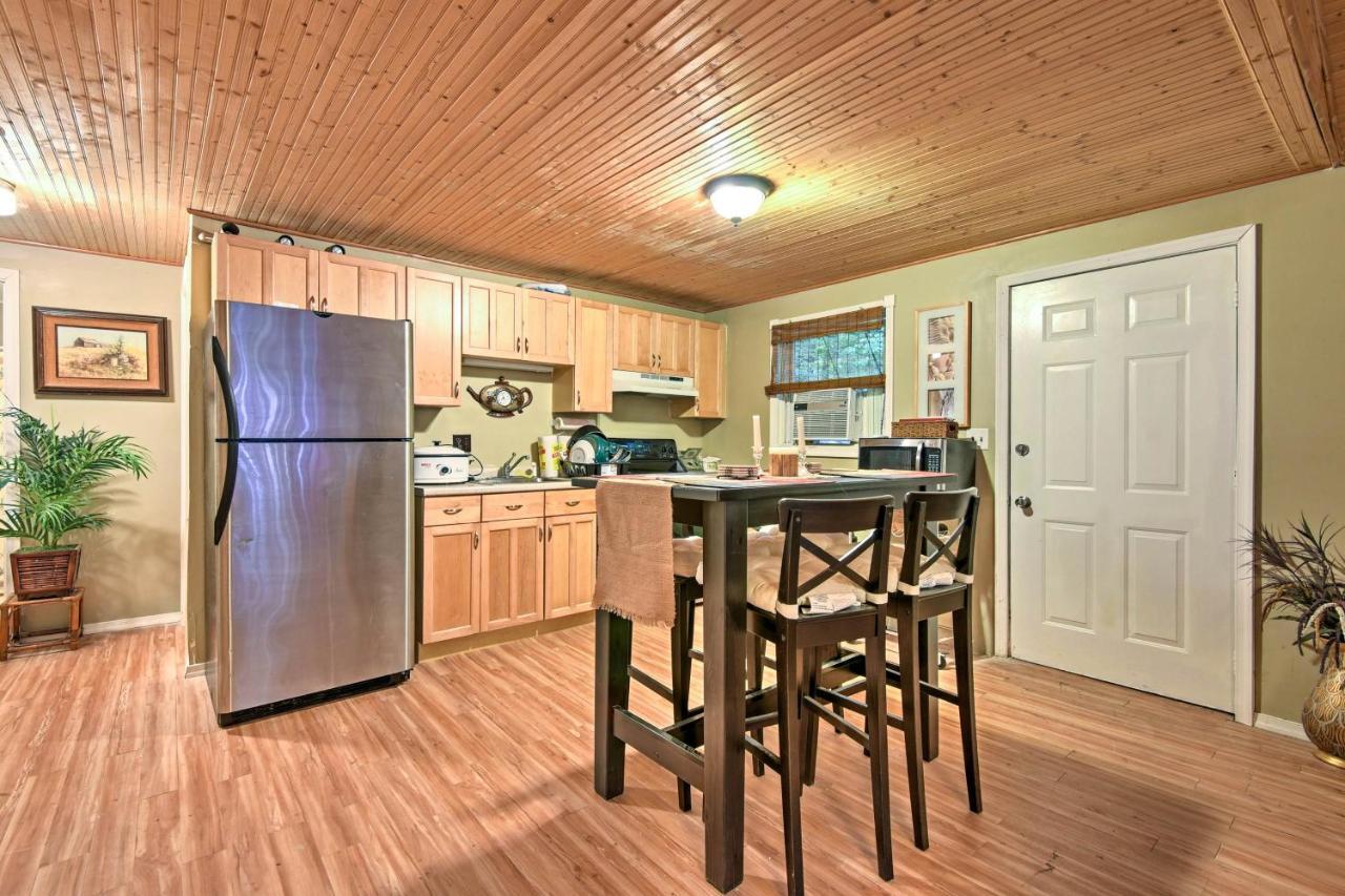 Cozy Arrowhead Lake Home With Sunroom And Pool Access! Pocono Lake ภายนอก รูปภาพ